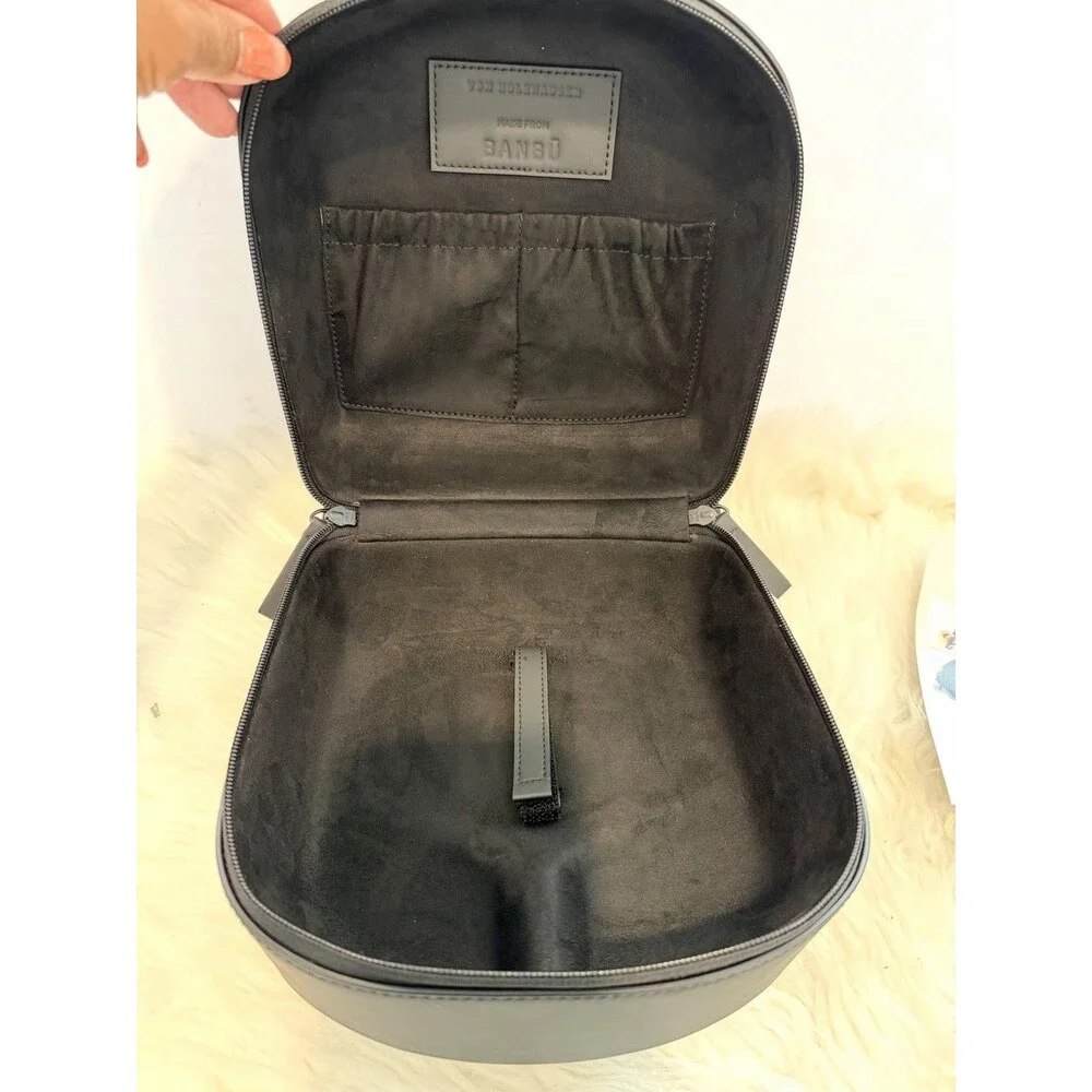 Von Holzhausen brand new